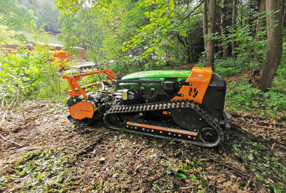 Úvěr a podpora až 750 000 Kč na nákup lesnické techniky